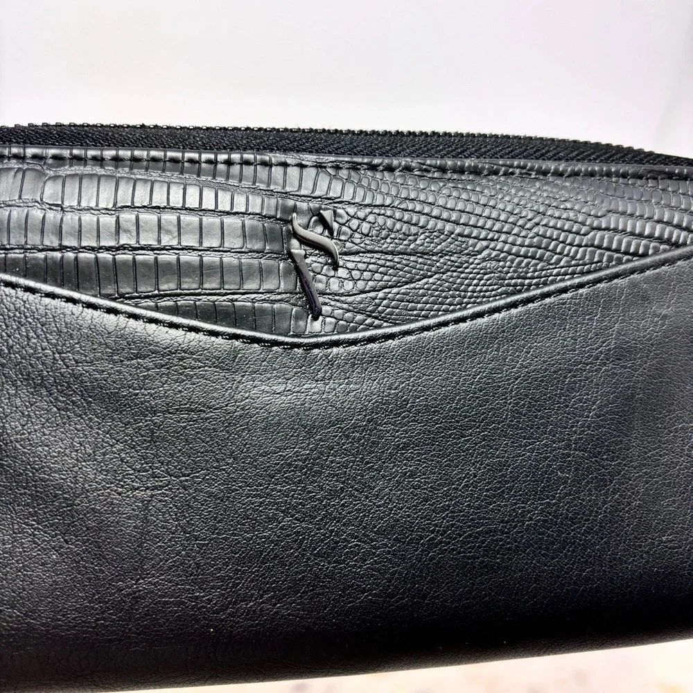Simply Vera Vera Wang Signature Black Wallet‎